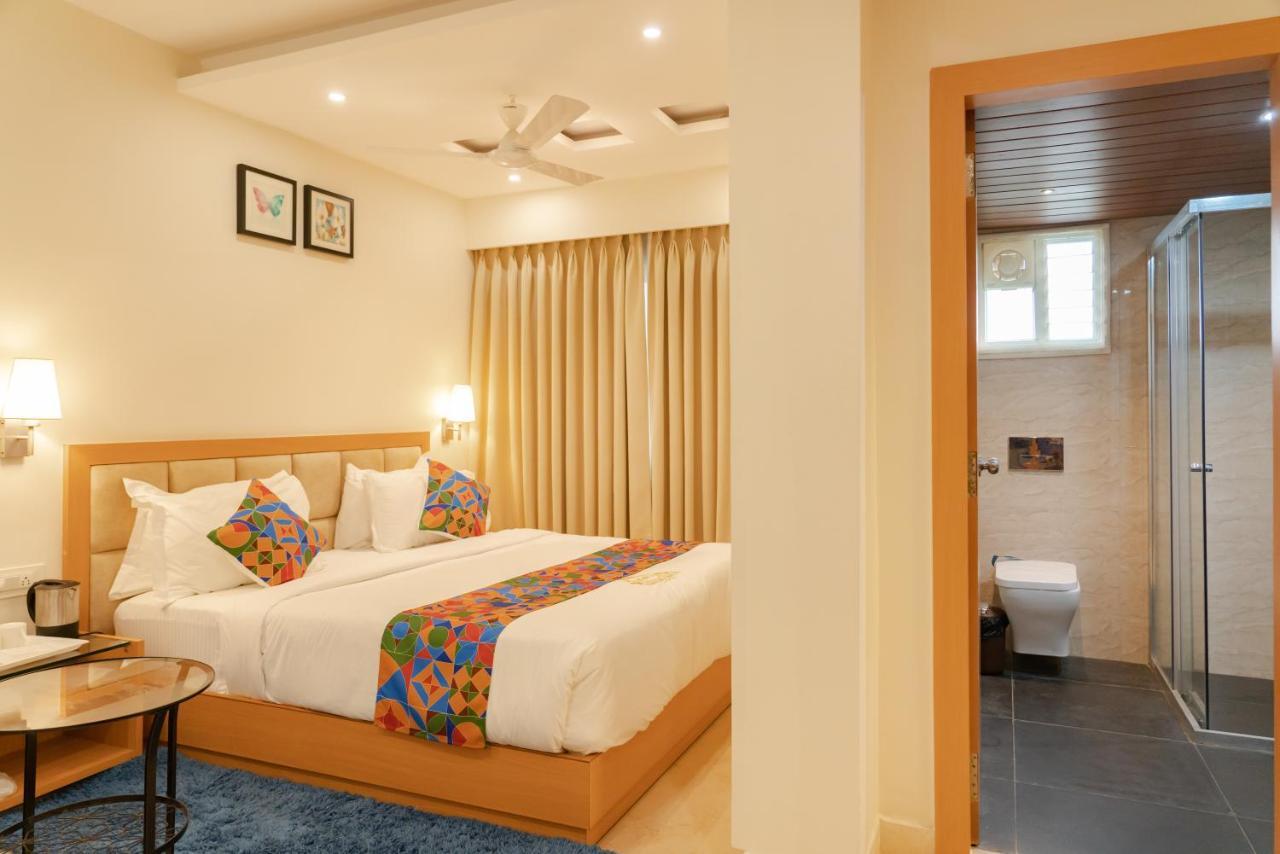 Kvr Capitol Suites Vijayawāda Buitenkant foto